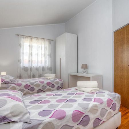 Diconi Apartman Póla Kültér fotó