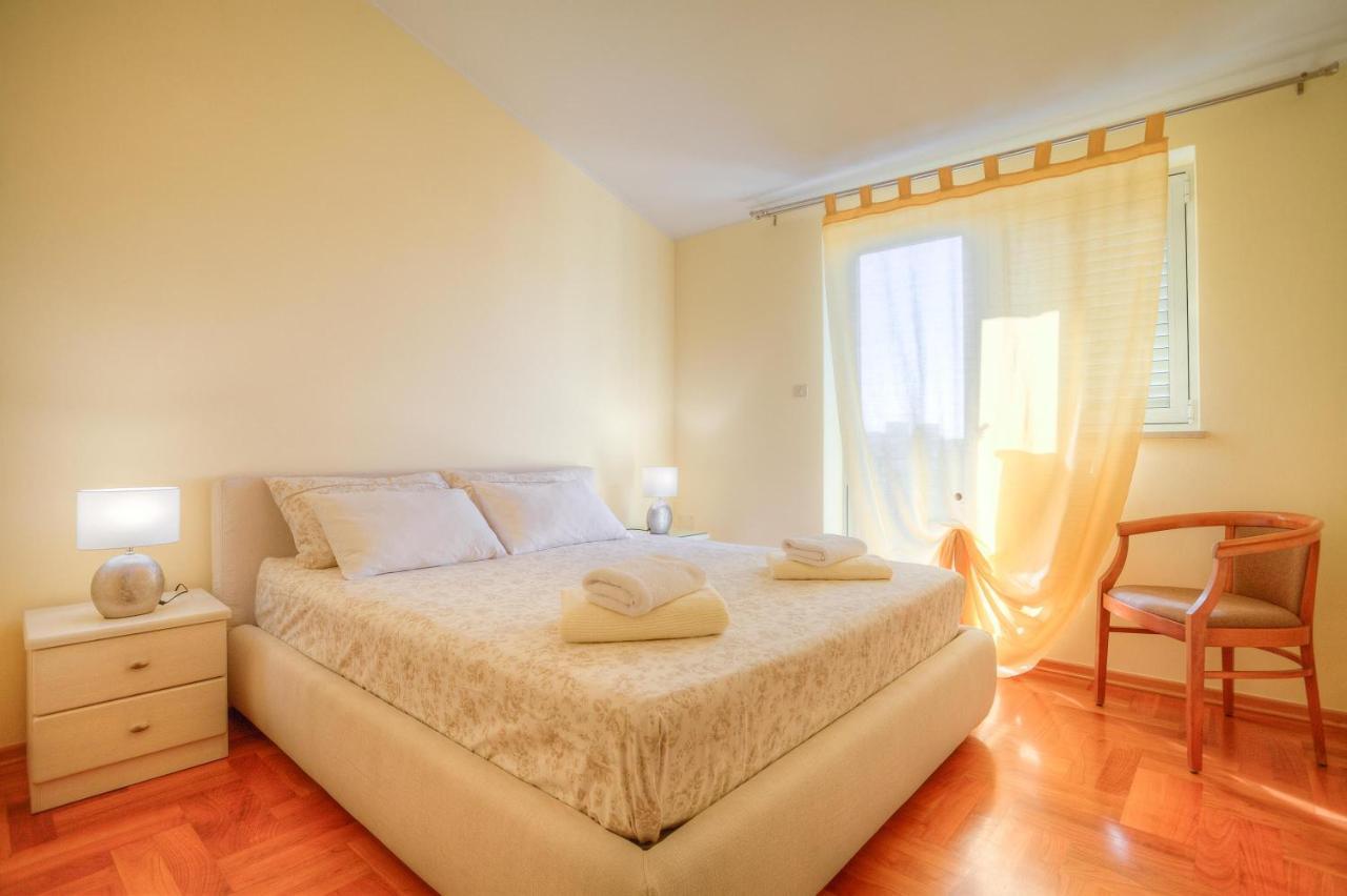 Diconi Apartman Póla Kültér fotó
