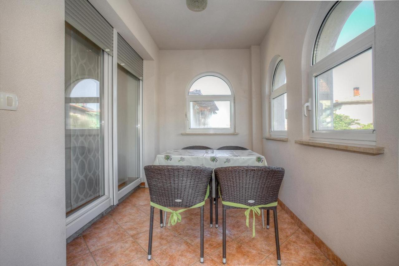 Diconi Apartman Póla Kültér fotó